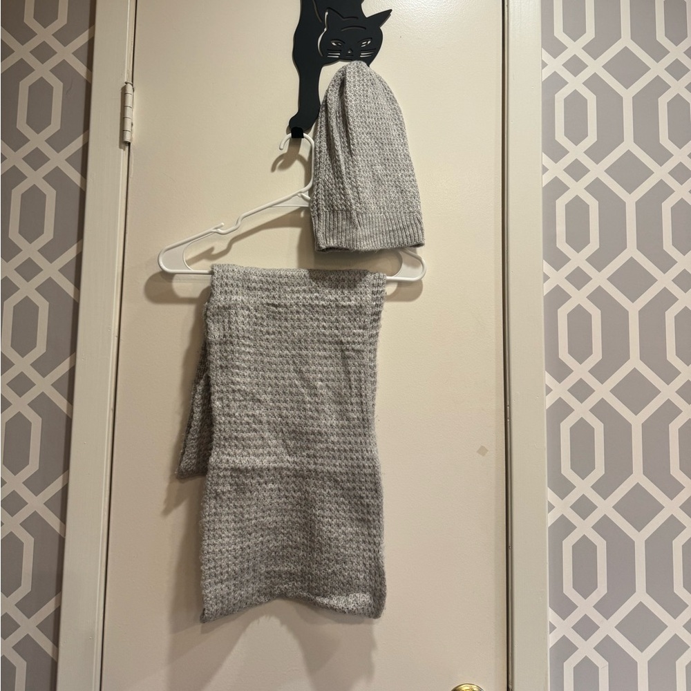 Gray Waffle Knit Infinity Sweater Scarf and Beanie Set